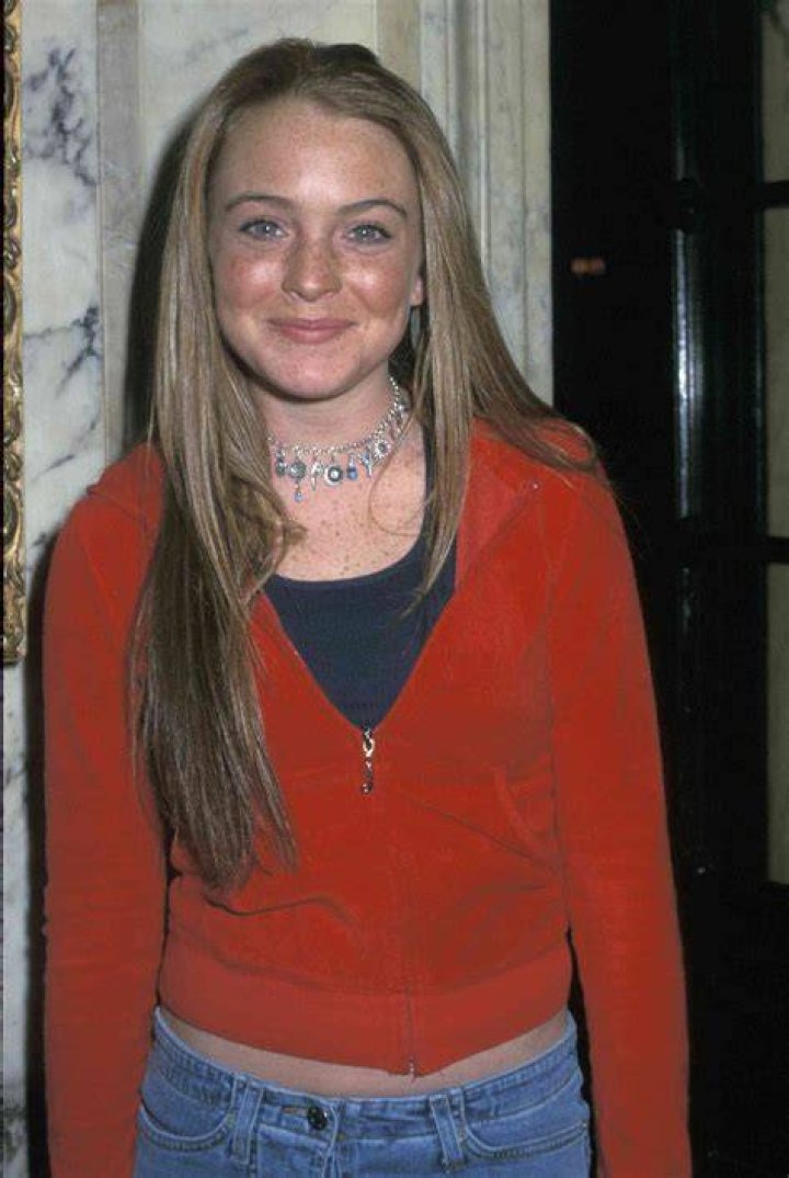 15 Reasons Lindsay Lohan Could Be An Illuminati Clone